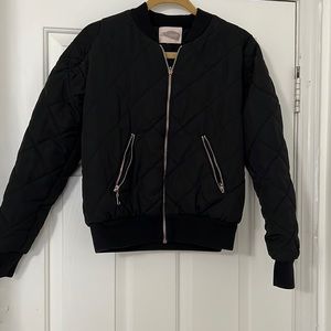 FOREVER 21 Puff Jacket